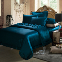 Factory Supply Nontoxic Natural Breathable Silk Bedsheets Sets with Duvet Cover in Queen Size